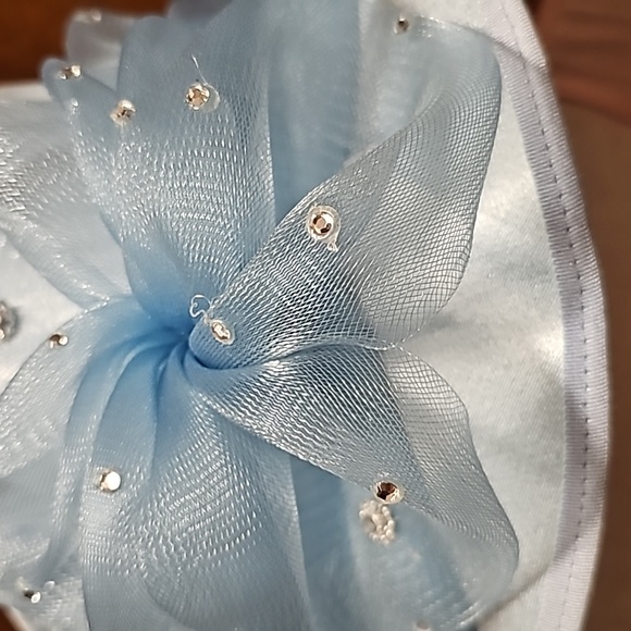 Hat - Picture 3 of 6